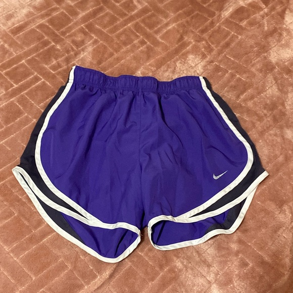 Nike Pants - Women’s purple Nike athletic shorts
